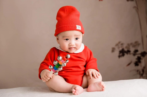 瓦房店六个月宝宝总是摇头